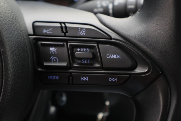 Toyota Yaris Cross 1.5 Hybrid Active Camera, Apple Carplay, ACC, Rijstrooksensor, DAB, 16"
