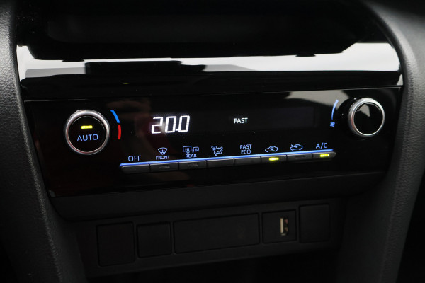 Toyota Yaris Cross 1.5 Hybrid Active Camera, Apple Carplay, ACC, Rijstrooksensor, DAB, 16"