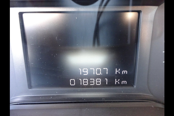 Peugeot Partner 1.2 PureTech Pro BENZINE BPM VRIJ AIRCO SCHUIFDEUR