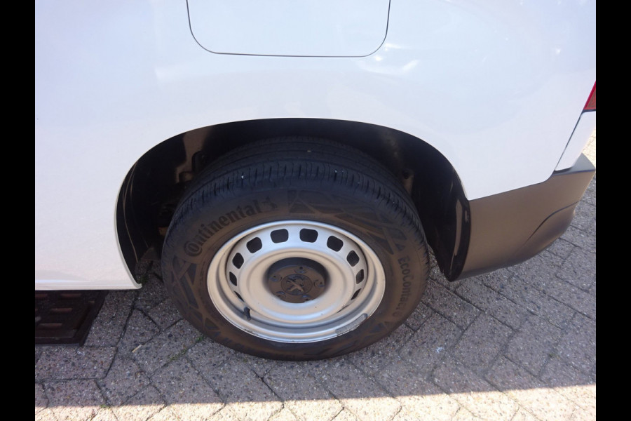Peugeot Partner 1.2 PureTech Pro BENZINE BPM VRIJ AIRCO SCHUIFDEUR