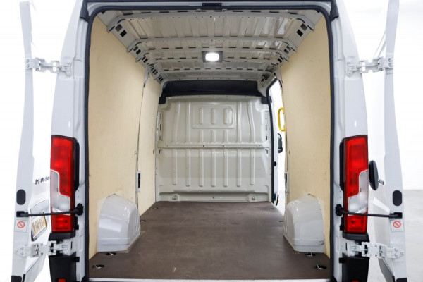 Peugeot Boxer 2.2 BlueHDi 180pk Automaat L4H2 LED/ACC/Navi/Camera 12-2024