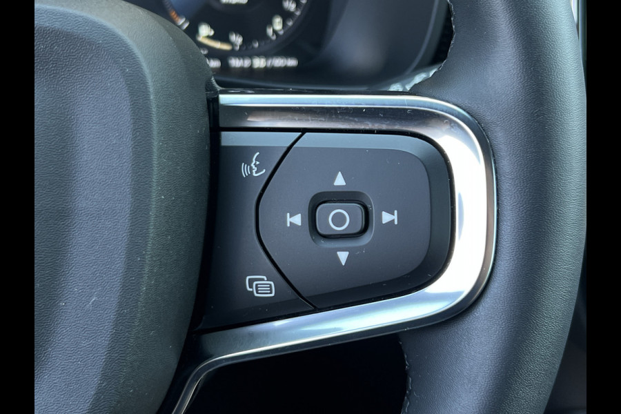 Volvo XC40 1.5 T4 Recharge R-Design | 360 Camera | All Season | Winter Pack | Memory