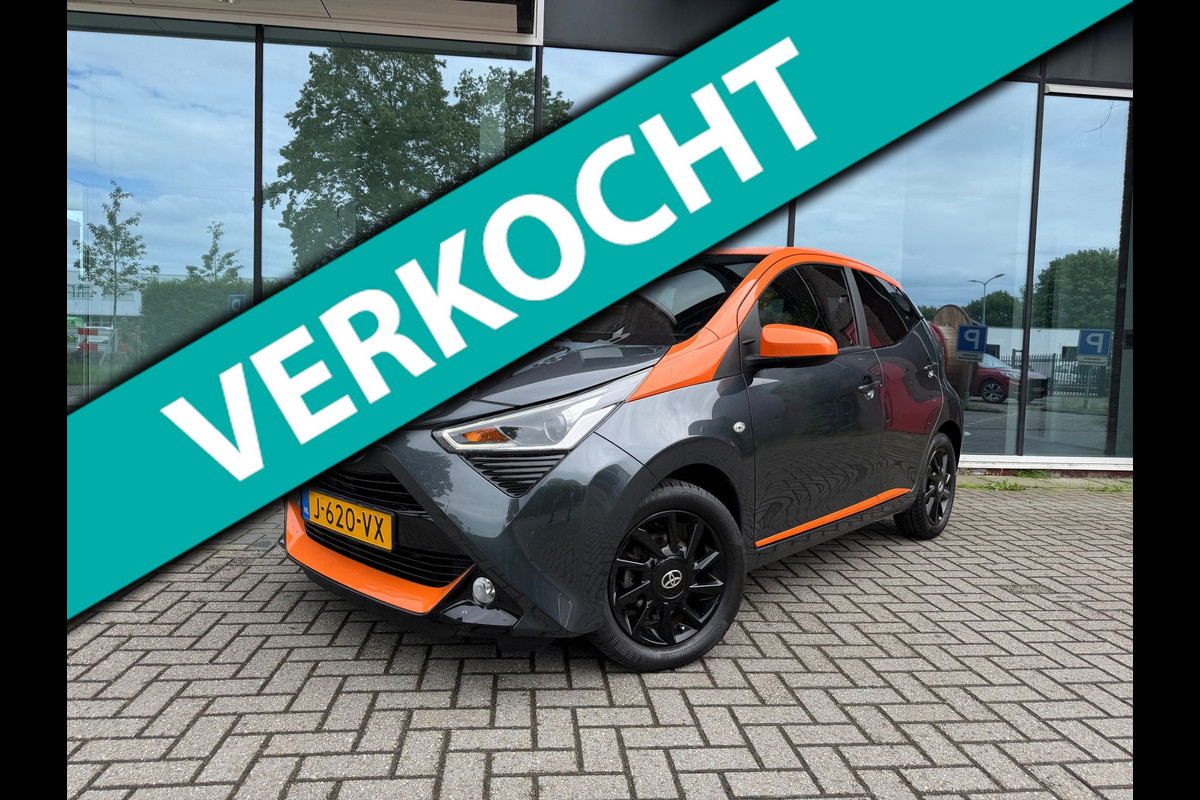 Toyota Aygo 1.0 VVT-i x-clusiv - Automaat - JBL - Camera - Navi - Climate - Org.NL