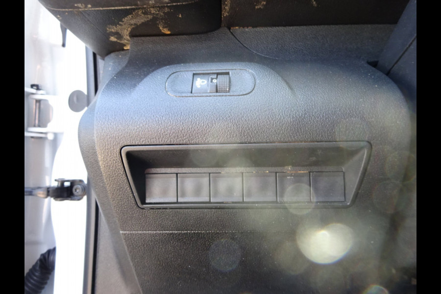 Peugeot Partner 1.2 PureTech Pro BENZINE AIRCO NAVI CRUISE CONTROL PDC SCHUIFDEUR