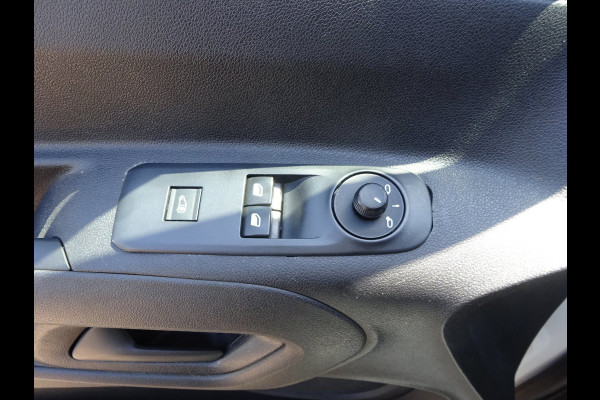 Peugeot Partner 1.2 PureTech Pro BENZINE AIRCO NAVI CRUISE CONTROL PDC SCHUIFDEUR