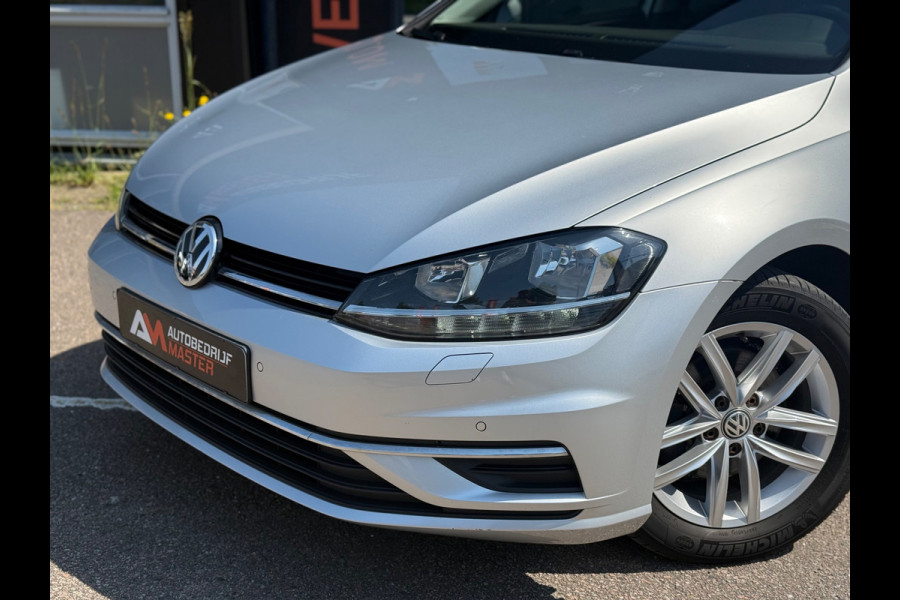 Volkswagen Golf 2.0 TDI Highline | ACC | PDC | Stoelver.