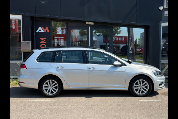 Volkswagen Golf 2.0 TDI Highline | ACC | PDC | Stoelver.