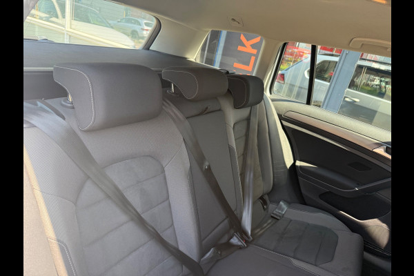 Volkswagen Golf 2.0 TDI Highline | ACC | PDC | Stoelver.