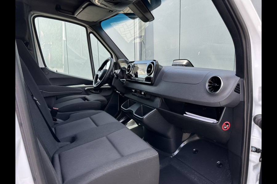 Mercedes-Benz Sprinter 317 CDI 9G-TRONIC RWD FACELIFT / L2H2 / CAMERA / LED / CRUISE / AIRCO / BLIND SPOT / GEVEERDE STOEL