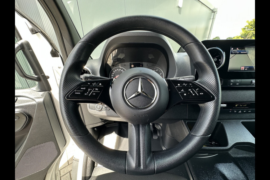 Mercedes-Benz Sprinter 317 CDI 9G-TRONIC RWD FACELIFT / L2H2 / CAMERA / LED / CRUISE / AIRCO / BLIND SPOT / GEVEERDE STOEL