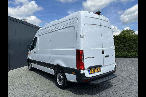 Mercedes-Benz Sprinter 317 CDI 9G-TRONIC RWD FACELIFT / L2H2 / CAMERA / LED / CRUISE / AIRCO / BLIND SPOT / GEVEERDE STOEL