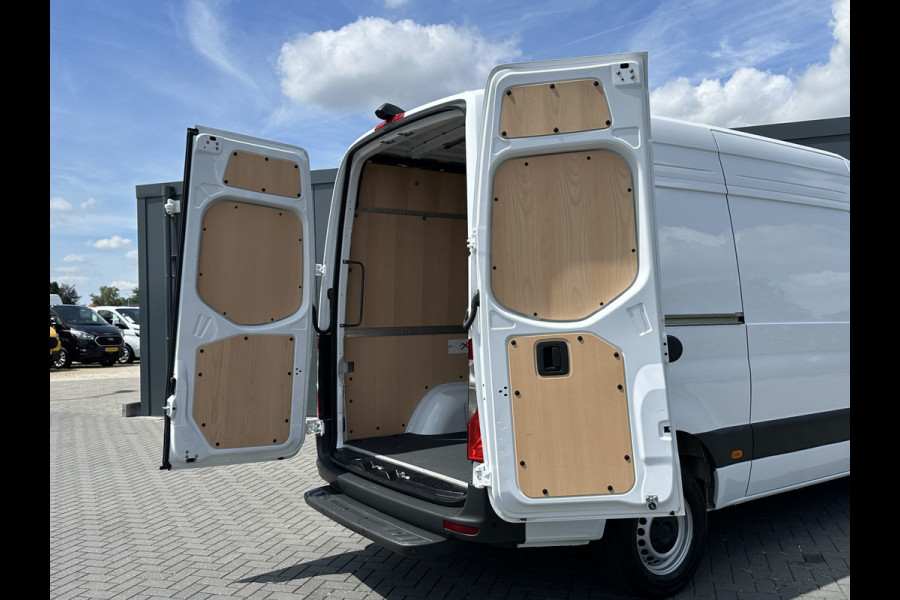 Mercedes-Benz Sprinter 317 CDI 9G-TRONIC RWD FACELIFT / L2H2 / CAMERA / LED / CRUISE / AIRCO / BLIND SPOT / GEVEERDE STOEL