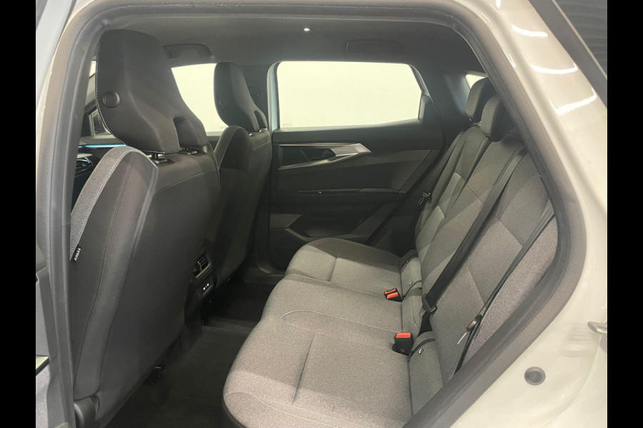 Renault Austral 1.3 MHEV Automaat 160pk Techno Climate Control Navigatie Carplay/Android Auto  Parkeer sensoren VA + Camera 19" LM Velgen Cruise Control