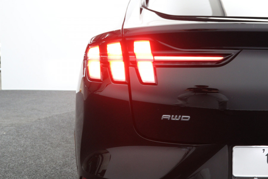 Ford Mustang Mach-E Premium AWD 75 kWh, SOH 93 %, 360 Camera, WInterpakket, Adap. Cruise Control, Leder, B&O Sound
