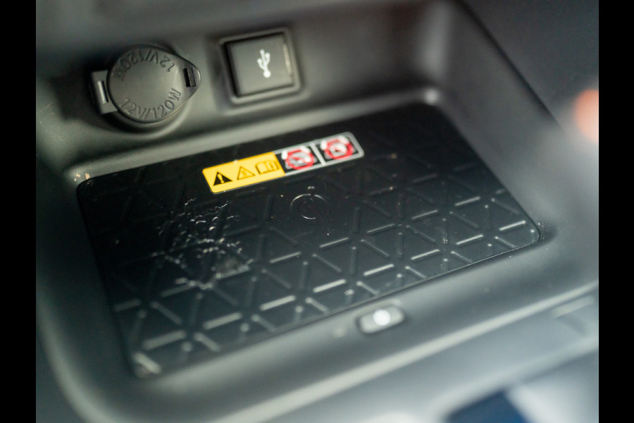 Toyota RAV4 2.5 Hybrid AWD ADVENTURE | Bearlock | Trekhaak afnb. | 360 Camera | BSM | Prijs Rijklaar!!