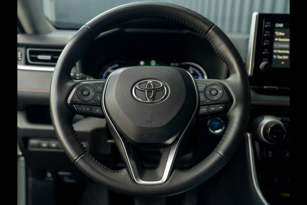 Toyota RAV4 2.5 Hybrid AWD ADVENTURE | Bearlock | Trekhaak afnb. | 360 Camera | BSM | Prijs Rijklaar!!