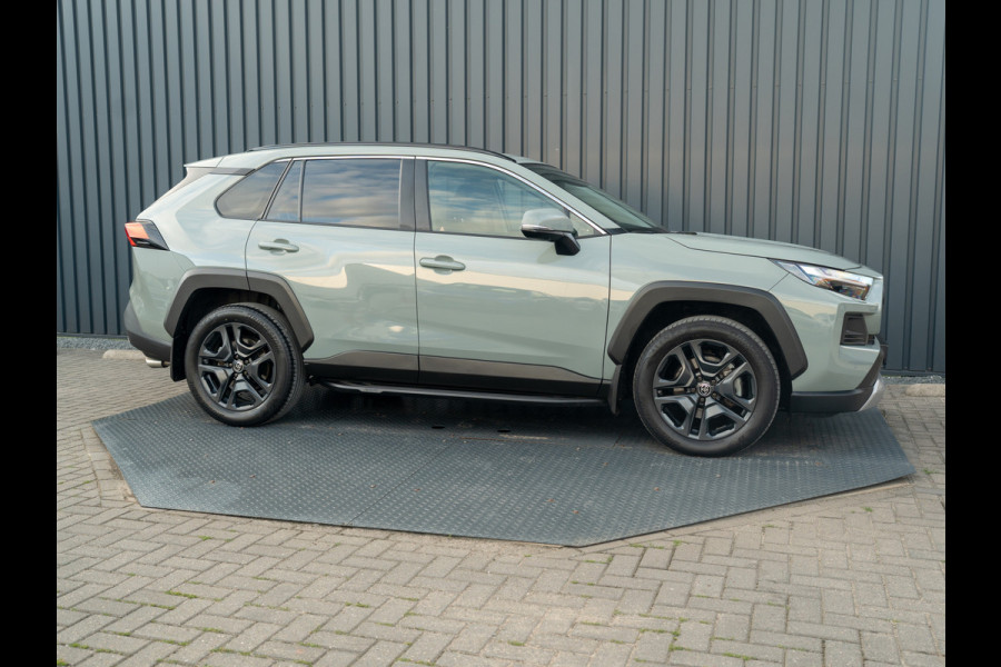 Toyota RAV4 2.5 Hybrid AWD ADVENTURE | Bearlock | Trekhaak afnb. | 360 Camera | BSM | Prijs Rijklaar!!