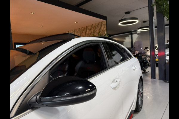 Kia ProCeed 1.6 T-GDi GT Facelift|Trekhaak|Pano|Camera|Memory|Alcantara|StuurVW|StoelVW|JBL Audio|ACC|CarPlay|LED+Xenon|Rijklaar