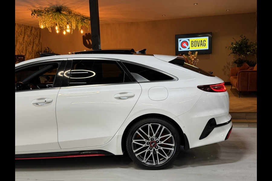 Kia ProCeed 1.6 T-GDi GT Facelift|Trekhaak|Pano|Camera|Memory|Alcantara|StuurVW|StoelVW|JBL Audio|ACC|CarPlay|LED+Xenon|Rijklaar