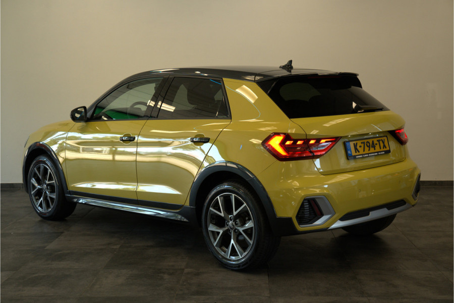 Audi A1 citycarver 35 TFSI epic Carplay PDC 17'' 24 Maanden garantie* (Vraag naar de voorwaarden)