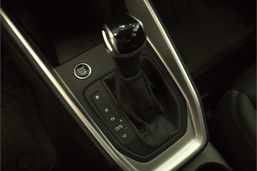 Audi A1 citycarver 35 TFSI epic Carplay PDC 17'' 24 Maanden garantie* (Vraag naar de voorwaarden)