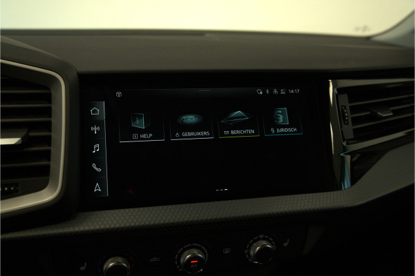 Audi A1 citycarver 35 TFSI epic Carplay PDC 17'' 24 Maanden garantie* (Vraag naar de voorwaarden)