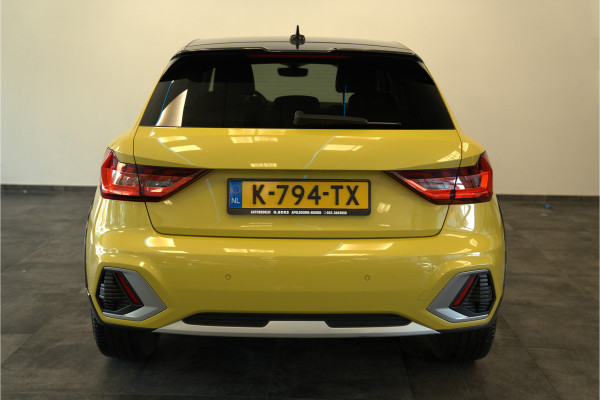 Audi A1 citycarver 35 TFSI epic Carplay PDC 17'' 24 Maanden garantie* (Vraag naar de voorwaarden)