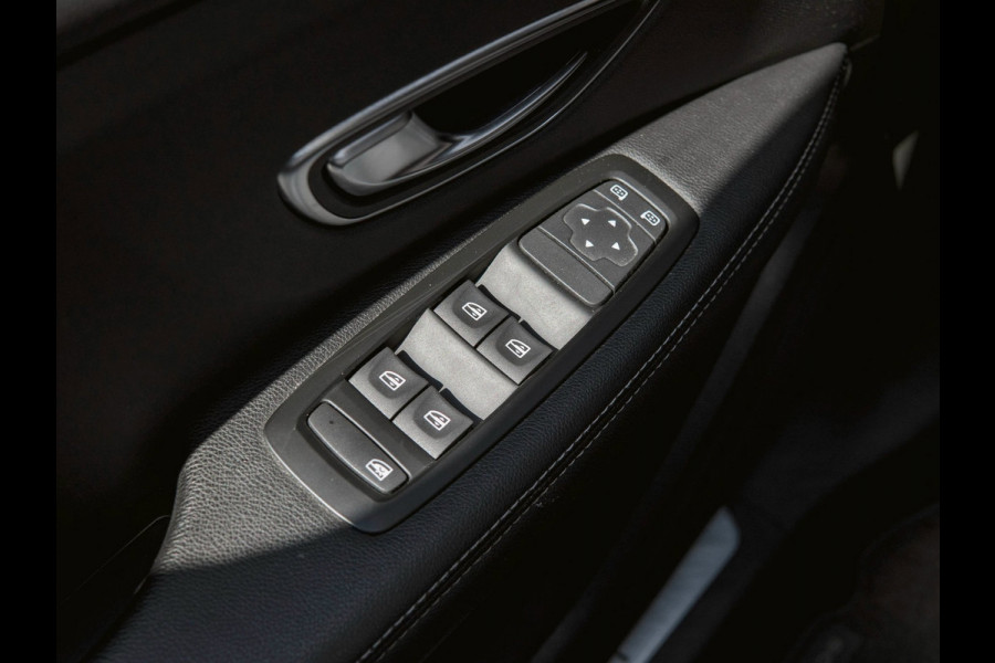 Renault Scénic 1.3 TCe Limited Trekhaak|Stoelverwarming|Navi|Carplay|Cruise|Keyless