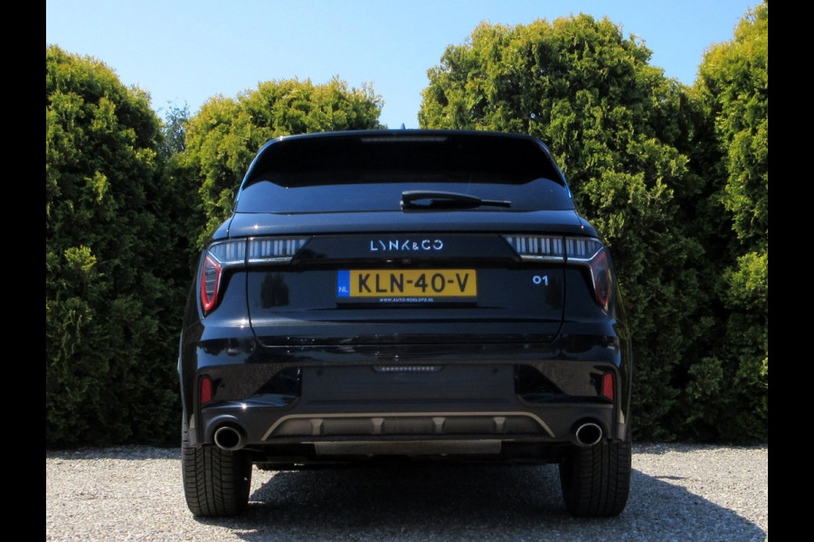 Lynk & Co 01 1.5 * 360Cam * Pano * Carplay *