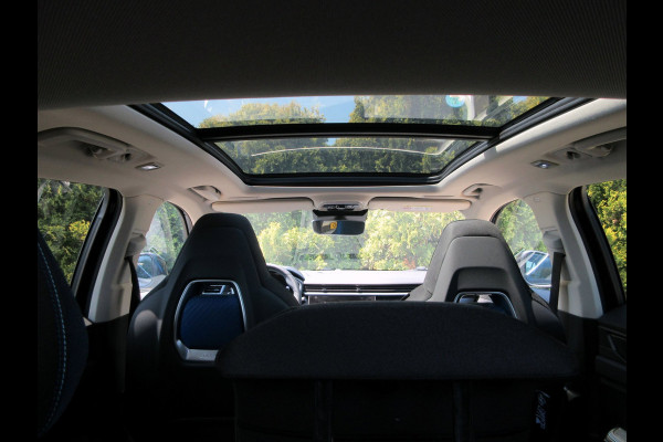 Lynk & Co 01 1.5 * 360Cam * Pano * Carplay *