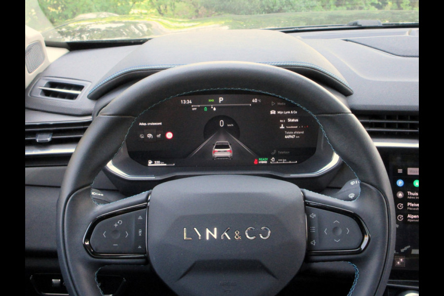 Lynk & Co 01 1.5 * 360Cam * Pano * Carplay *