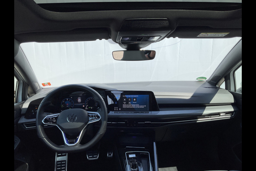 Volkswagen Golf 1.4 259pk eHybrid GTE Pano Leer Stoelverw+Ventilatie Memory Carplay Adap.Cruise BOMVOL!