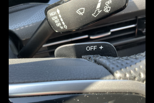 Volkswagen Golf 1.4 259pk eHybrid GTE Pano Leer Stoelverw+Ventilatie Memory Carplay Adap.Cruise BOMVOL!