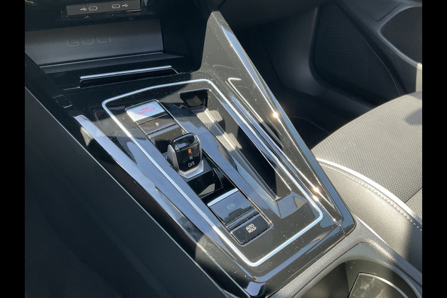 Volkswagen Golf 1.4 259pk eHybrid GTE Pano Leer Stoelverw+Ventilatie Memory Carplay Adap.Cruise BOMVOL!