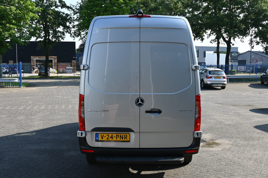 Mercedes-Benz Sprinter 317 CDI Pro L2H2 LED, Geveerde stoel, Navigatie met camera