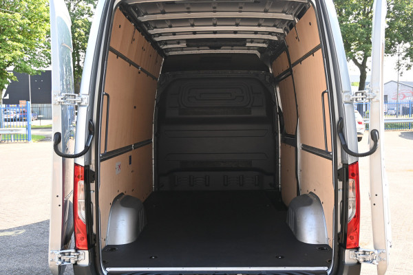 Mercedes-Benz Sprinter 317 CDI Pro L2H2 LED, Geveerde stoel, Navigatie met camera