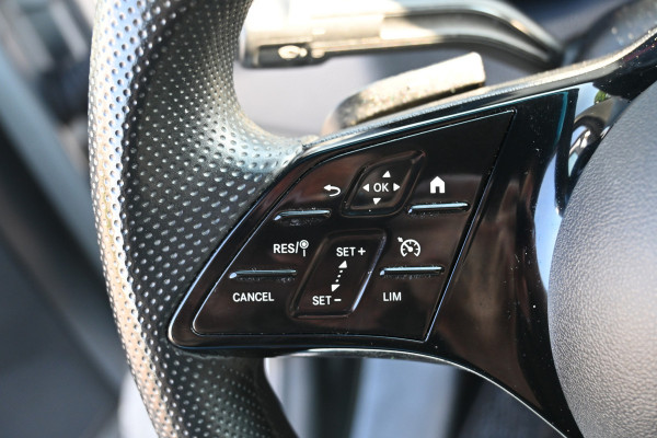 Mercedes-Benz Sprinter 317 CDI Pro L2H2 LED, Geveerde stoel, Navigatie met camera