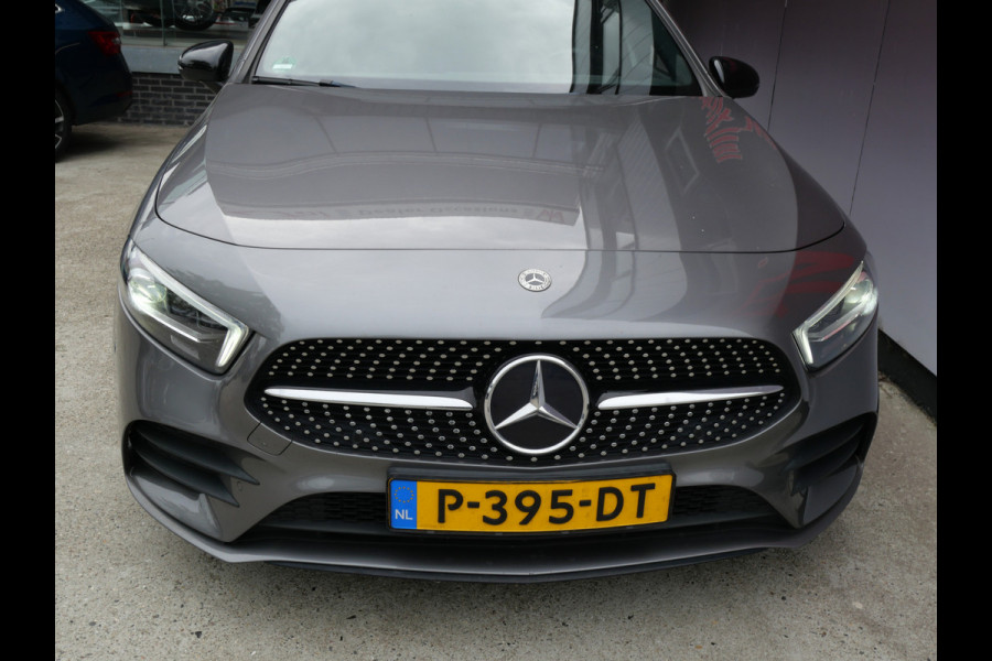 Mercedes-Benz A-Klasse 180 AMG | NIGHT PAKKET | PANORAMA | WIDESCREEN | MULTIBEAM | NL-AUTO!!