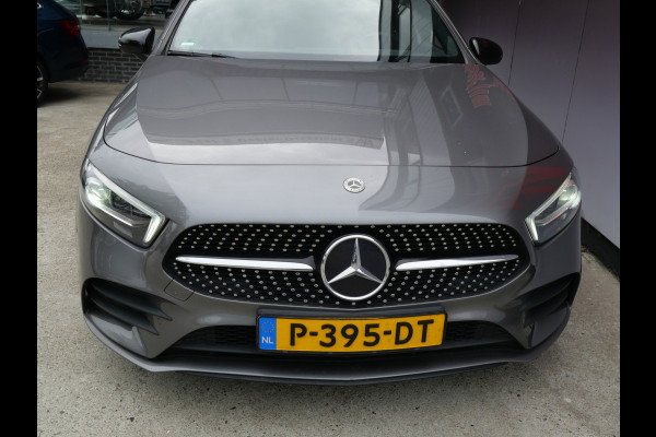 Mercedes-Benz A-Klasse 180 AMG | NIGHT PAKKET | PANORAMA | WIDESCREEN | MULTIBEAM | NL-AUTO!!