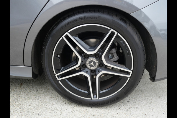 Mercedes-Benz A-Klasse 180 AMG | NIGHT PAKKET | PANORAMA | WIDESCREEN | MULTIBEAM | NL-AUTO!!