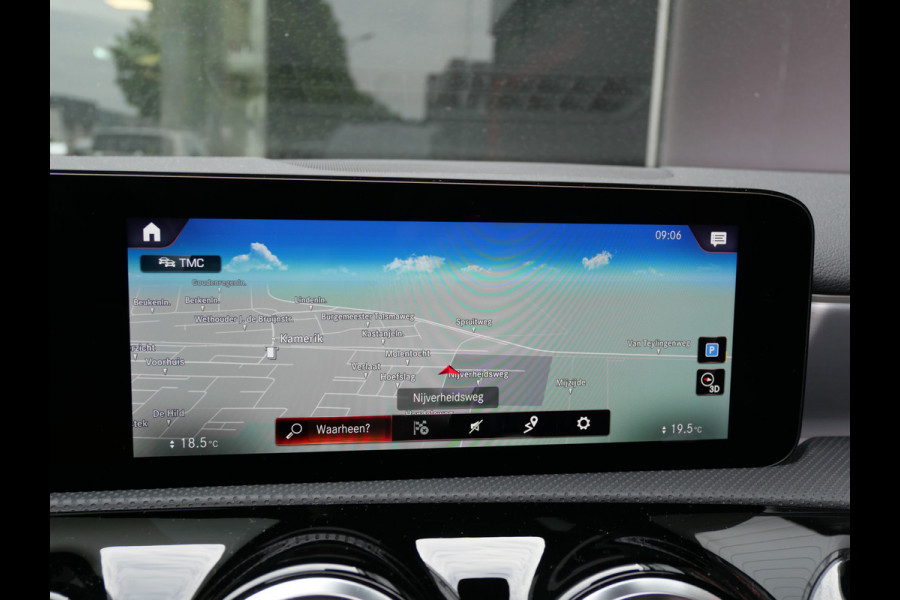 Mercedes-Benz A-Klasse 180 AMG | NIGHT PAKKET | PANORAMA | WIDESCREEN | MULTIBEAM | NL-AUTO!!
