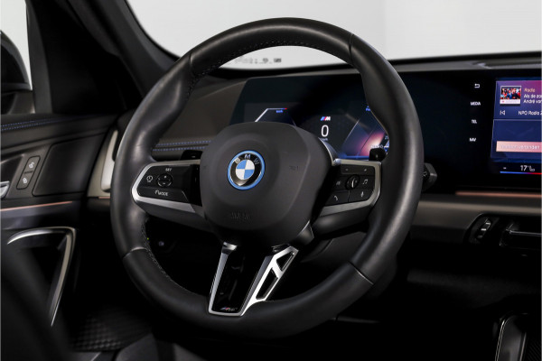 BMW X1 xDrive25e 245 PK | M-Sport | Premium Pack | S/K-Panodak | Elek. Trekhaak | Dig. Cockpit | Cruise | Stoelverw. | PDC | Camera | NAV+App. Connect | ECC | Elek. Klep | LM 19" | 9761