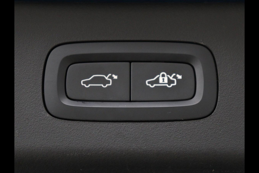 Lynk & Co 01 1.5 Plug In | Panoramadak | infinity by Harman | 360 Camera | Adaptive cruise | Stoelverwarming | Carplay | Memory | Full LED | PHEV