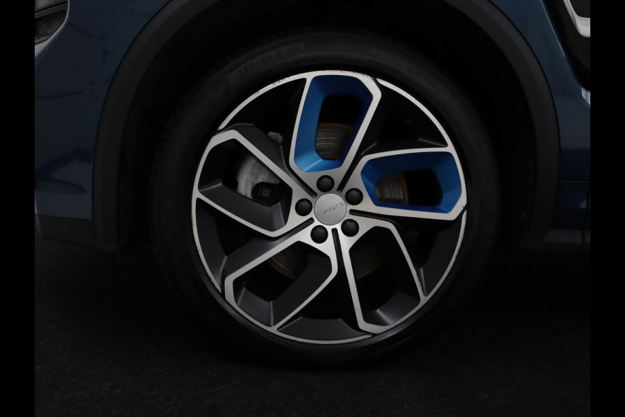 Lynk & Co 01 1.5 Plug In | Panoramadak | infinity by Harman | 360 Camera | Adaptive cruise | Stoelverwarming | Carplay | Memory | Full LED | PHEV
