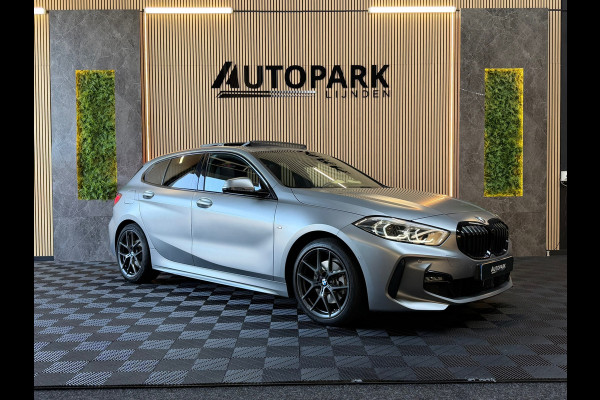 BMW 1-serie Verkocht 118i High Executive M-SPORT|PANO|HARMAN KARDON|KEYLESS|FABRIEKSGARANTIE|CARPLAY|CAMERA|DEALER ONDERHOUDEN