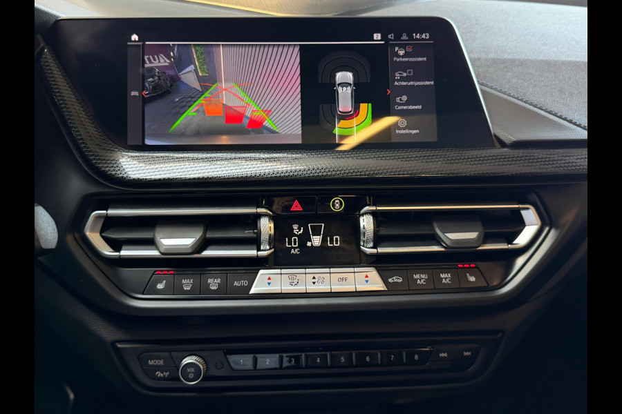 BMW 1-serie Verkocht 118i High Executive M-SPORT|PANO|HARMAN KARDON|KEYLESS|FABRIEKSGARANTIE|CARPLAY|CAMERA|DEALER ONDERHOUDEN