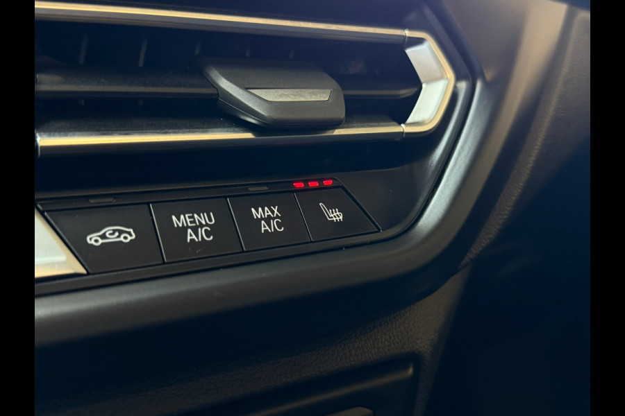 BMW 1-serie Verkocht 118i High Executive M-SPORT|PANO|HARMAN KARDON|KEYLESS|FABRIEKSGARANTIE|CARPLAY|CAMERA|DEALER ONDERHOUDEN