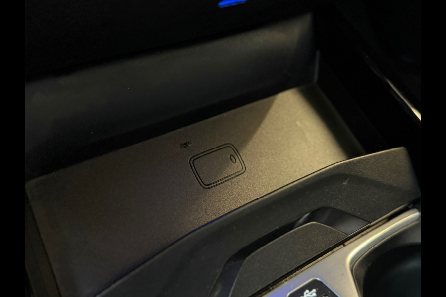 BMW 1-serie Verkocht 118i High Executive M-SPORT|PANO|HARMAN KARDON|KEYLESS|FABRIEKSGARANTIE|CARPLAY|CAMERA|DEALER ONDERHOUDEN