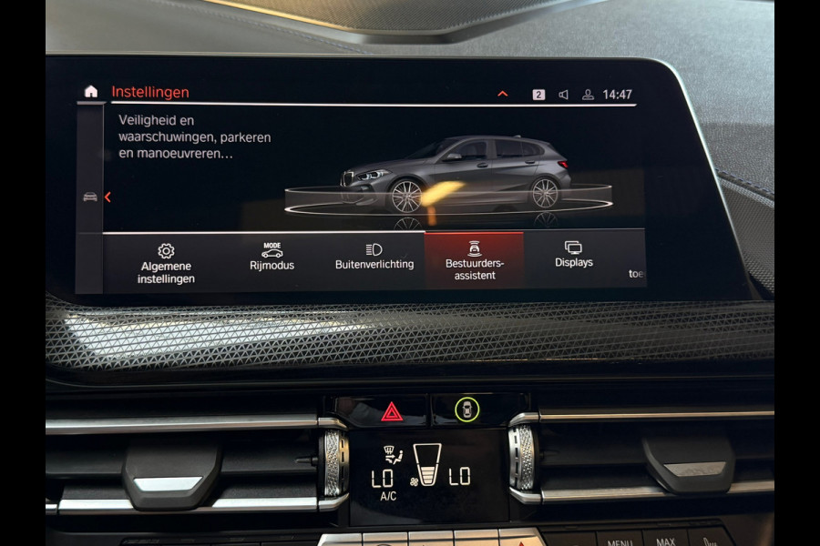 BMW 1-serie Verkocht 118i High Executive M-SPORT|PANO|HARMAN KARDON|KEYLESS|FABRIEKSGARANTIE|CARPLAY|CAMERA|DEALER ONDERHOUDEN