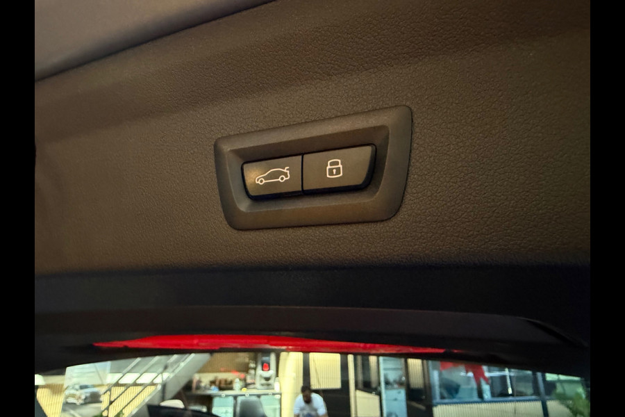 BMW 1-serie Verkocht 118i High Executive M-SPORT|PANO|HARMAN KARDON|KEYLESS|FABRIEKSGARANTIE|CARPLAY|CAMERA|DEALER ONDERHOUDEN